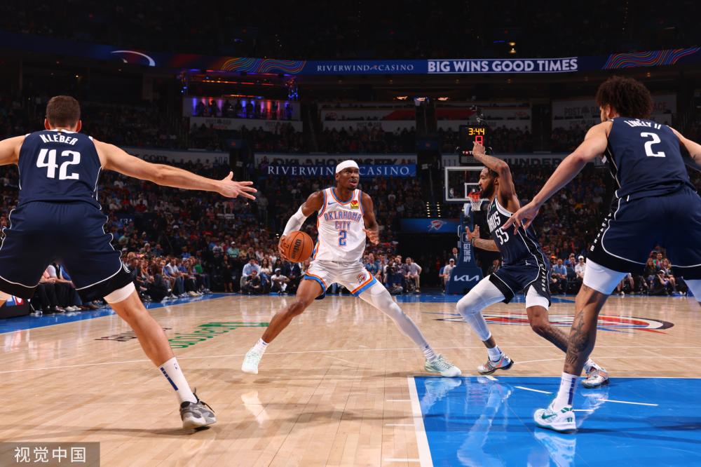 也反映出曼 也反映出曼